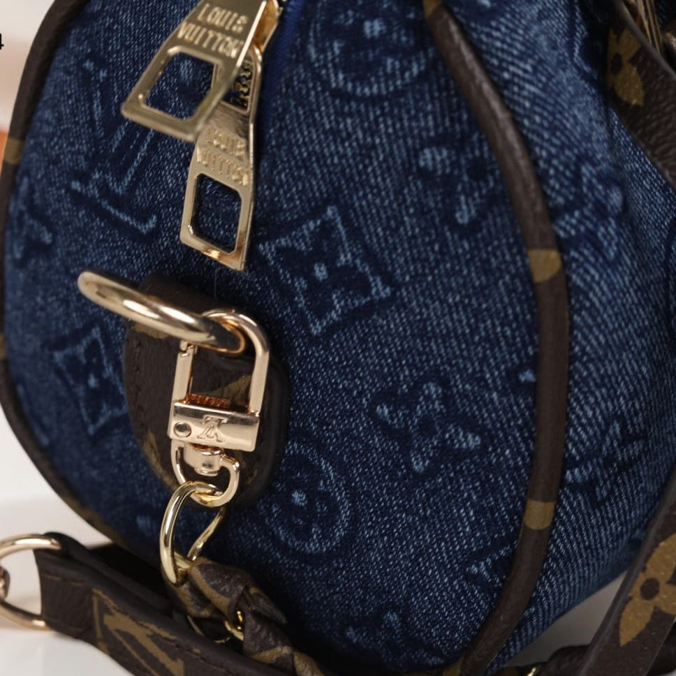 Louis Vuitton 030954